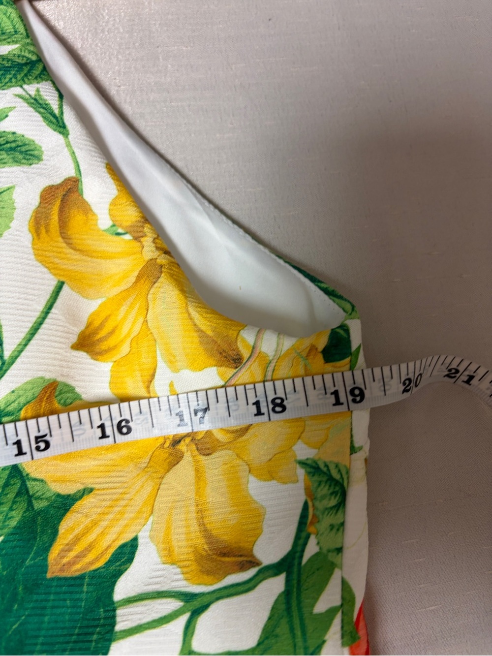 Karl Lagerfeld Women's Floral Halter Dress in White, Yellow, Pink, Green Size 14 - Picture 10 of 14